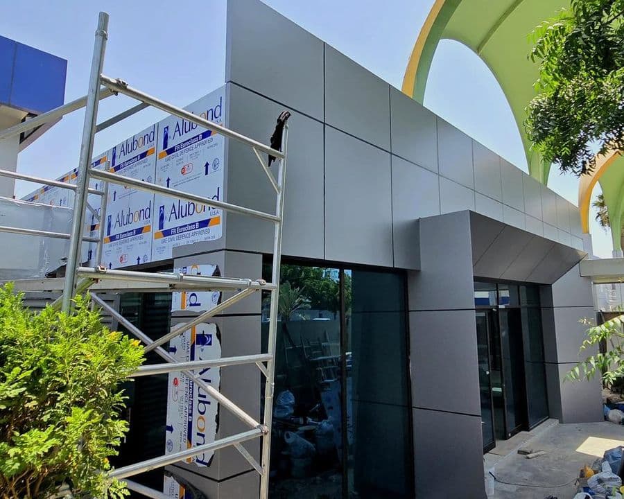 Aluminium composite cladding facade installed by Pillarstone